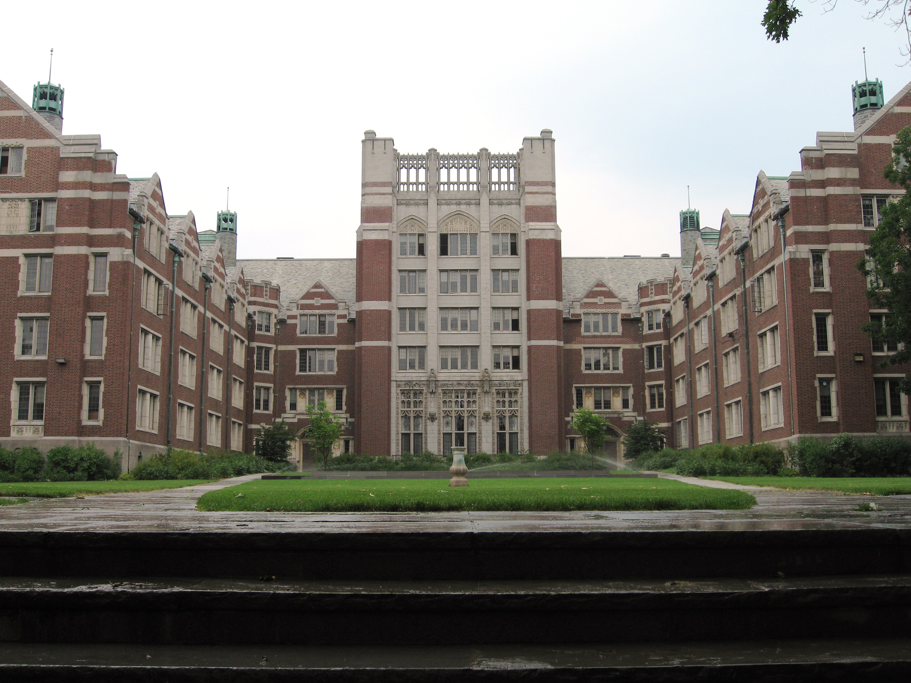 韦尔斯利大学wellesleycollege